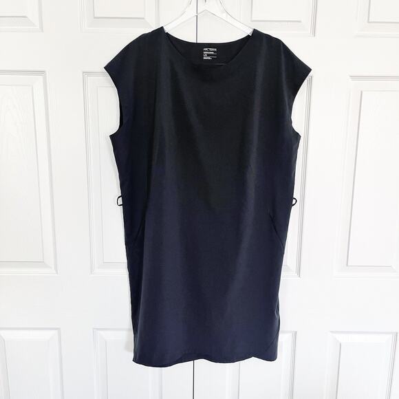 Arc'teryx Contenta Dress in Black - Picture 1 of 7